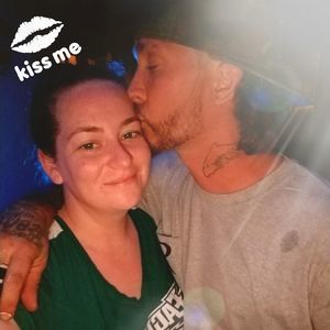 Meet your Posher, Bobbie n travis